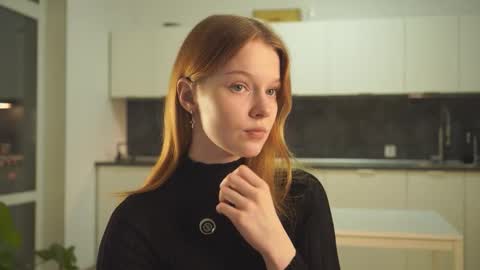 Snapshot of jerrybenear chatting on 10.31.25 Molly online show from 10.31.25