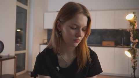 Snapshot of jerrybenear chatting on 11.14.25 Molly online show from 11.14.25