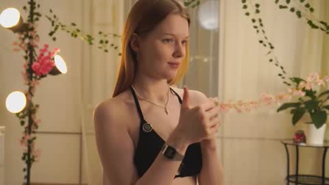 Snapshot of jerrybenear chatting on 11.17.25 Molly online show from 11.17.25