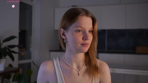 Snapshot of jerrybenear chatting on 11.25.25 Molly online show from 11.25.25