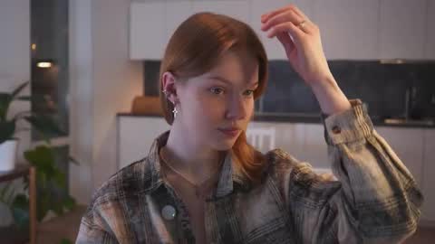 Snapshot of jerrybenear chatting on 12.15.25 Molly online show from 12.15.25