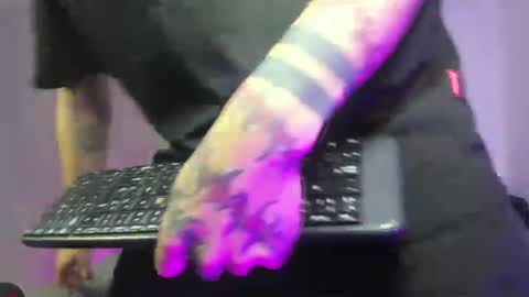 Snapshot of jerrycole_ chatting on 01.05.26 Angelo online show from 01.05.26