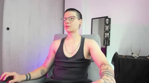 Snapshot of jerrycole_ chatting on 01.11.26 Angelo online show from 01.11.26