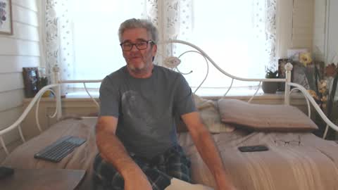 Snapshot of jerryfan239 chatting on 12.16.25 jerryfan239 online show from 12.16.25