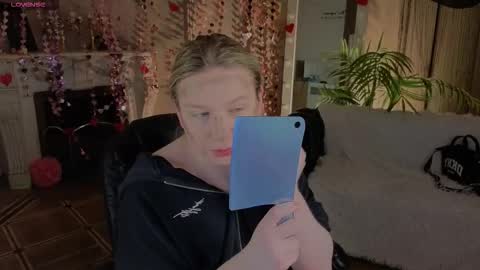 Snapshot of jes_solar chatting on 02.25.26 jes_solar online show from 02.25.26