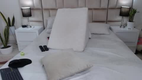 JESICA online show from 02.11.26