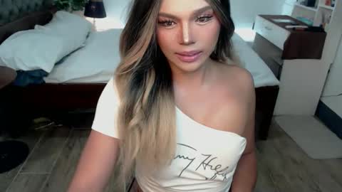 Snapshot of jesie_hot69 chatting on 11.11.25 jesie_hot69 online show from 11.11.25