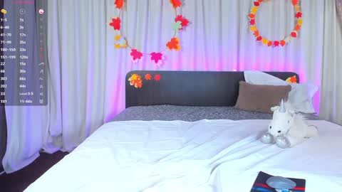 Snapshot of jesikalooove chatting on 10.25.25 Jesika online show from 10.25.25