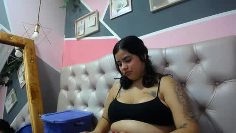 jess_beauty2 online show from 12.23.24