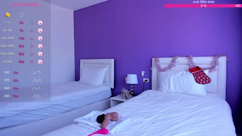 Snapshot of jess_li chatting on 01.04.25 SakuraMio online show from 01.04.25