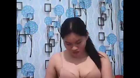 Snapshot of jessa_21 chatting on 04.15.26 jessa_21 online show from 04.15.26