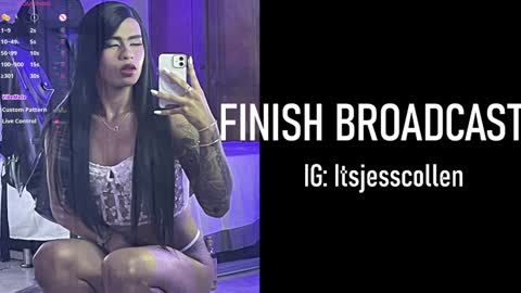 Snapshot of jesscollen chatting on 12.12.24 itsjesscollen online show from 12.12.24