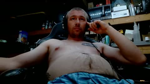 Snapshot of jesse_cash chatting on 09.11.25 cummin0Nyou online show from 09.11.25