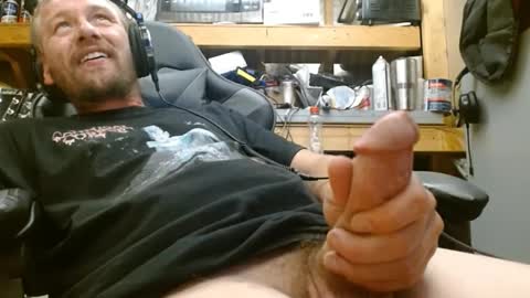 Snapshot of jesse_cash chatting on 10.05.25 cummin0Nyou online show from 10.05.25