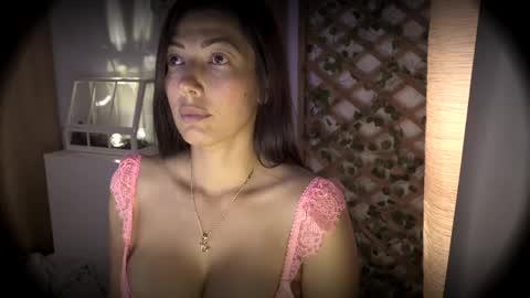 Snapshot of jessi_dreams chatting on 04.28.26 Jessica Gomez online show from 04.28.26