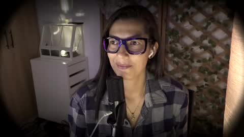 Snapshot of jessi_dreams chatting on 05.28.26 Jessica Gomez online show from 05.28.26