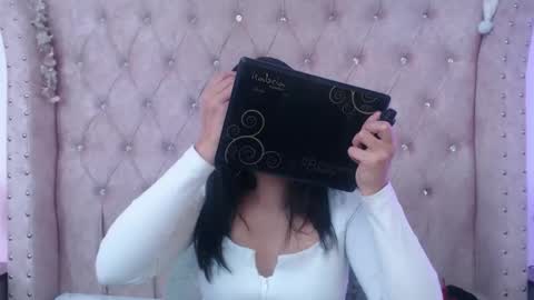 Snapshot of jessica_carter_ chatting on 11.07.25 Jessica online show from 11.07.25