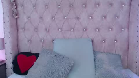 Snapshot of jessica_carter_ chatting on 11.08.25 Jessica online show from 11.08.25