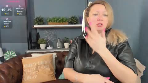 Jessica online show from 11.22.25