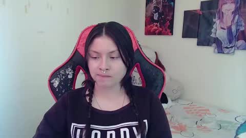 Snapshot of jessica_gomezz chatting on 02.17.25 Jessica gomez online show from 02.17.25