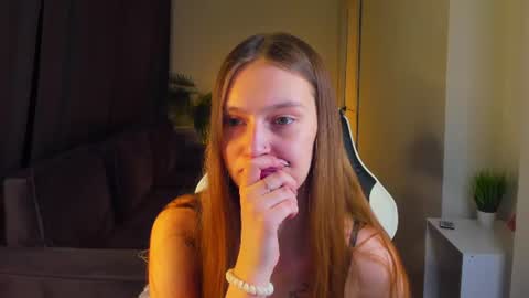 Jessica Jensen online show from 07.06.26