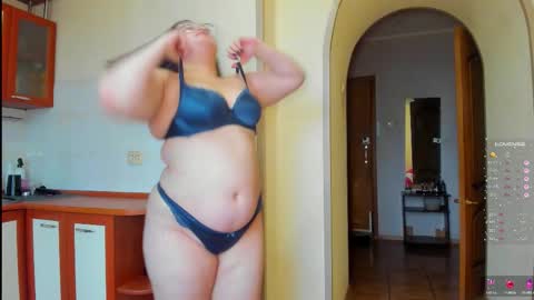 Snapshot of jessica_joy_ chatting on 12.05.25 Natalia online show from 12.05.25