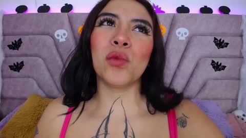 Jessica Kraft online show from 10.30.25