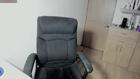 jessica_rabbit777_ online show from 11.16.25