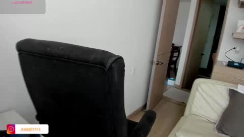 jessica_rabbit777_ online show from 11.26.25