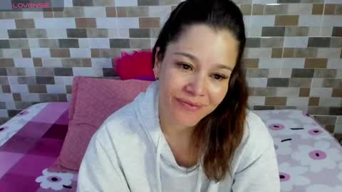 jessimodel independient online show from 06.04.26