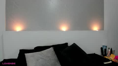 Jessica  online show from 11.20.25