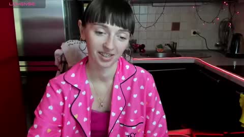 jessicaforris online show from 02.19.25