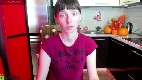 jessicaforris online show from 09.21.25