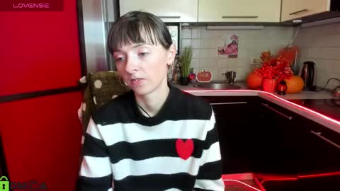 jessicaforris online show from 11.12.25