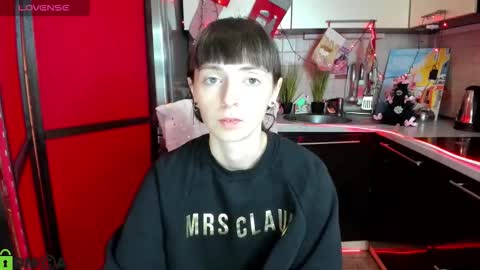 Snapshot of jessicaforris chatting on 12.15.25 jessicaforris online show from 12.15.25