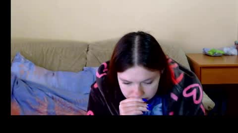 Snapshot of jessicaholland1 chatting on 04.13.26 jessicaholland1 online show from 04.13.26