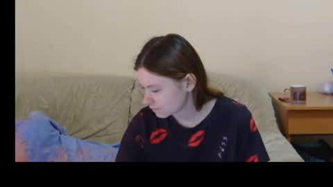 Snapshot of jessicaholland1 chatting on 04.15.26 jessicaholland1 online show from 04.15.26