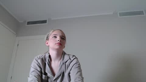 Jessica online show from 02.23.26