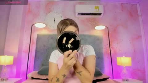 JESSI AND NAOMI online show from 11.09.25