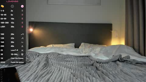 JessicaMooon online show from 01.26.25