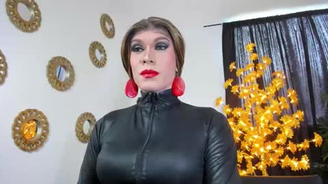 Snapshot of jessicaperverd1 chatting on 11.28.25 jessicaperverd1 online show from 11.28.25