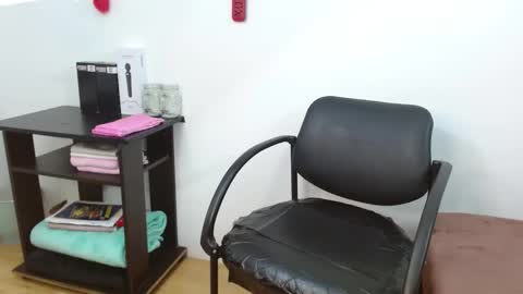 jessicarabbit4 online show from 01.27.25