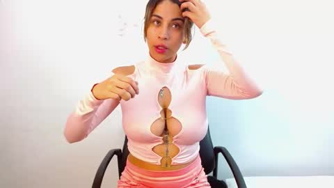 jessicarabbit4 online show from 02.10.25