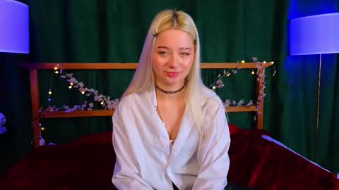 Danielle online show from 11.26.25