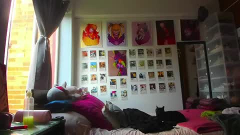 Snapshot of jessie_williams_01 chatting on 05.15.26 Your Sweet Angel online show from 05.15.26