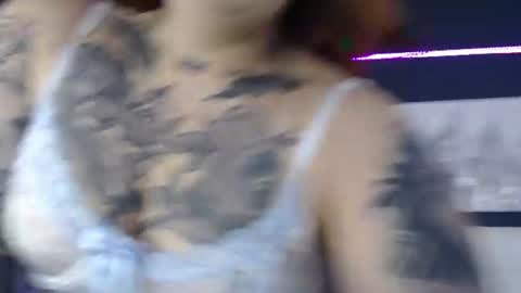 Snapshot of jessie_williams_01 chatting on 06.26.26 Your Sweet Angel online show from 06.26.26