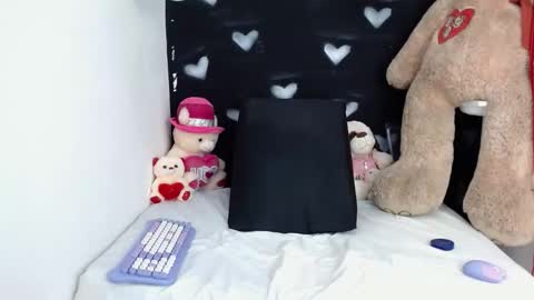 Jessie Big Boobs online show from 09.11.25