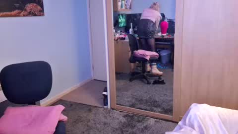 Snapshot of jessiessicaxx chatting on 01.18.25 Jessiessicaxx online show from 01.18.25