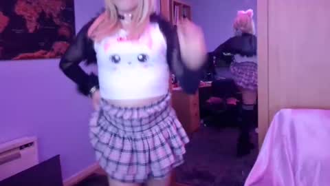 Snapshot of jessiessicaxx chatting on 02.11.25 Jessiessicaxx online show from 02.11.25