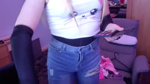 Snapshot of jessiessicaxx chatting on 03.09.25 Jessiessicaxx online show from 03.09.25